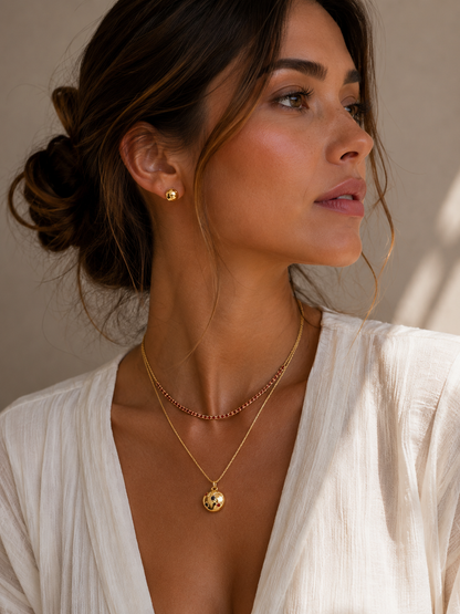Crazy In Love Set of Necklace + Stud Earrings