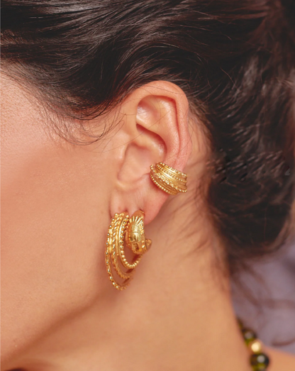 Close up Earparty Baobab Golden Earrings