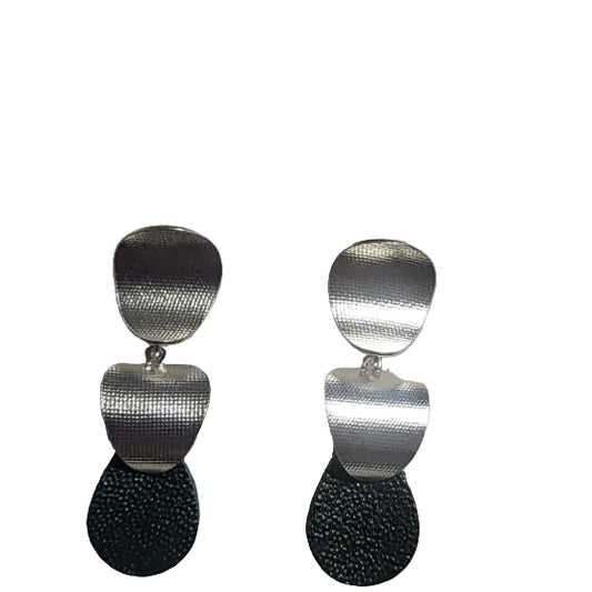 Velvet earings silver and green